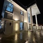 Khoo Family Villa