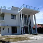 Khoo Family Villa