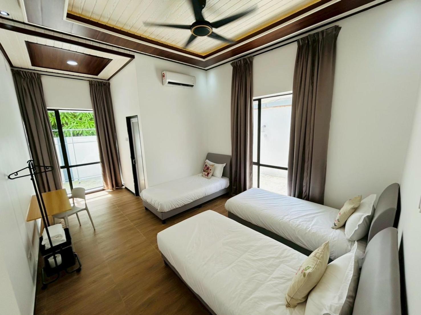 Khoo Family Vila